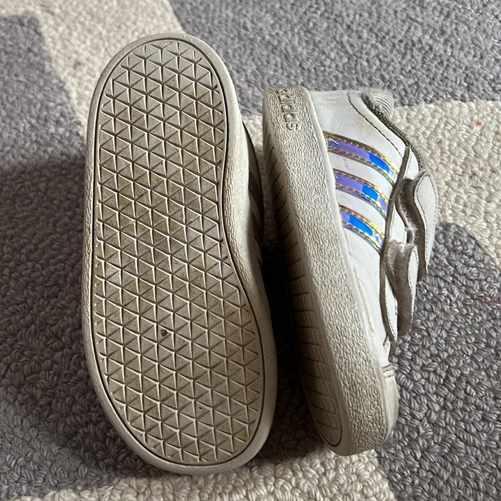 Adidas Superstar Sneakers